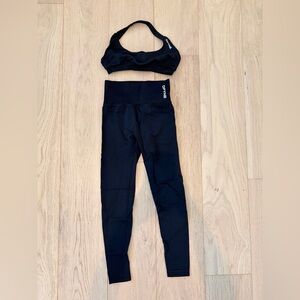 DFYNE Set- Size Small